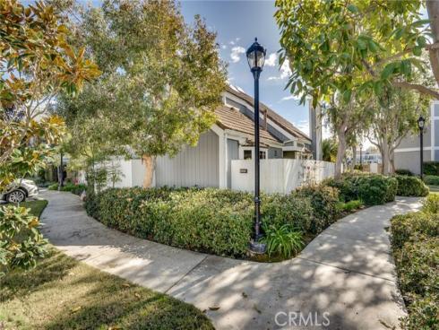 3572  Bravata  , Huntington Beach, CA