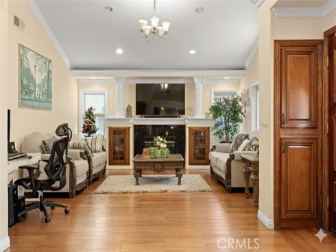 18202 Beach Boulevard, Huntington Beach, CA