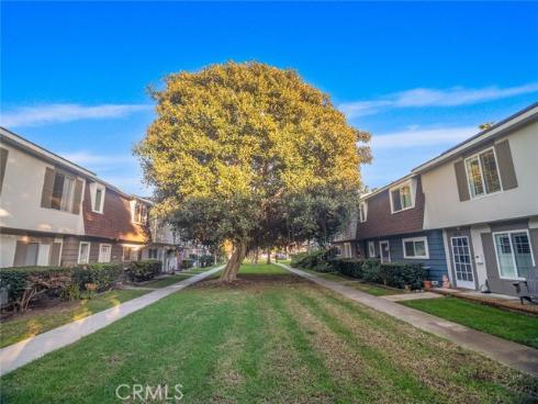 8125  Pawtucket  , Huntington Beach, CA