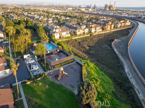 8125  Pawtucket  , Huntington Beach, CA