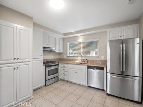 8125  Pawtucket  , Huntington Beach, CA