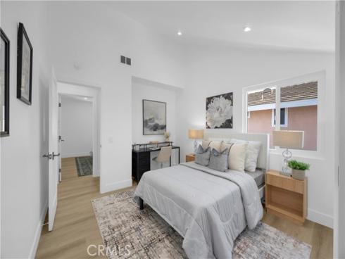 5852  Bellfield   Lane, Huntington Beach, CA