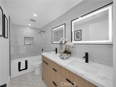 5852  Bellfield   Lane, Huntington Beach, CA