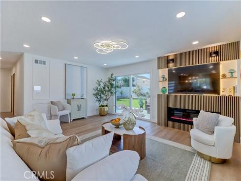 19691  Canberra   Lane, Huntington Beach, CA