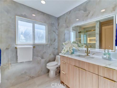 19691  Canberra   Lane, Huntington Beach, CA