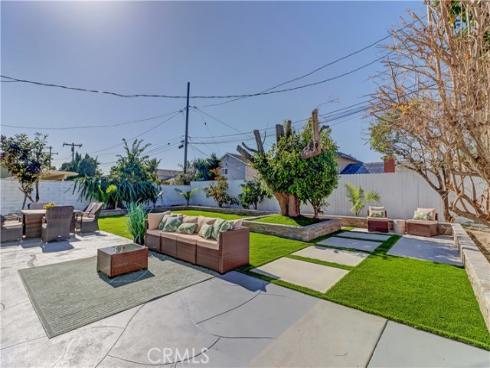 19691  Canberra   Lane, Huntington Beach, CA