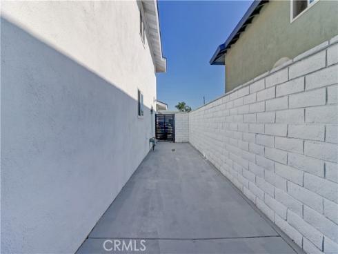 19691  Canberra   Lane, Huntington Beach, CA