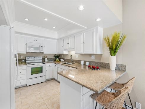 19741  Oceanaire  , Huntington Beach, CA