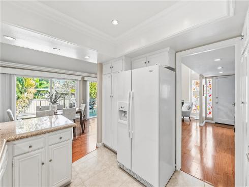 19741  Oceanaire  , Huntington Beach, CA