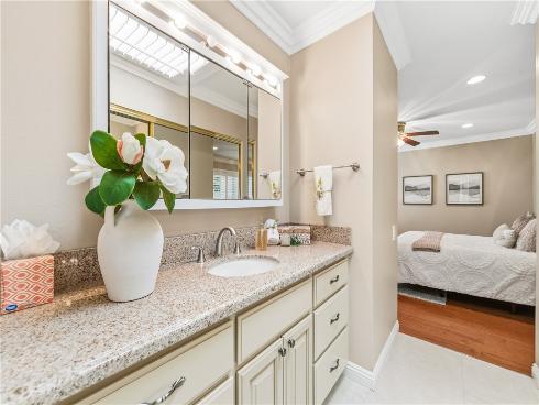 19741  Oceanaire  , Huntington Beach, CA