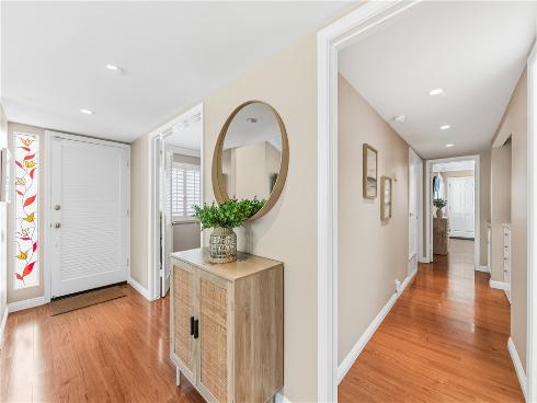 19741  Oceanaire  , Huntington Beach, CA