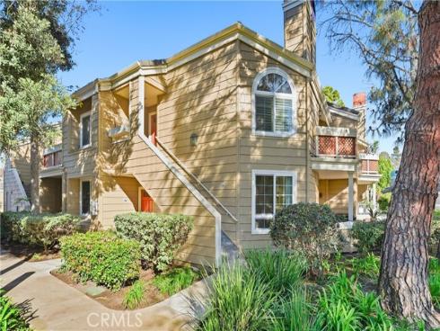 7322  Yellowtail Drive  104 , Huntington Beach, CA