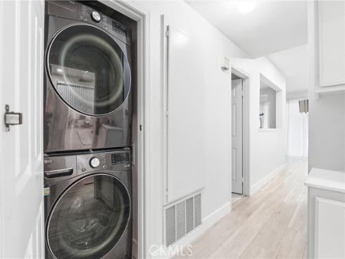 7322  Yellowtail Drive  104 , Huntington Beach, CA