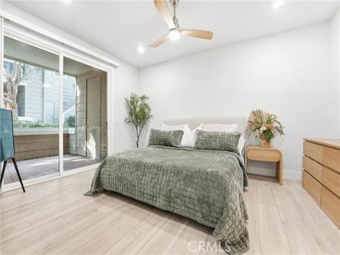 7322  Yellowtail Drive  104 , Huntington Beach, CA