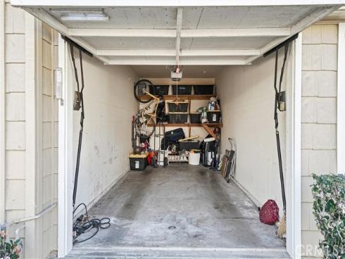 7322  Yellowtail Drive  104 , Huntington Beach, CA