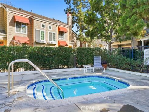 7322  Yellowtail Drive  104 , Huntington Beach, CA