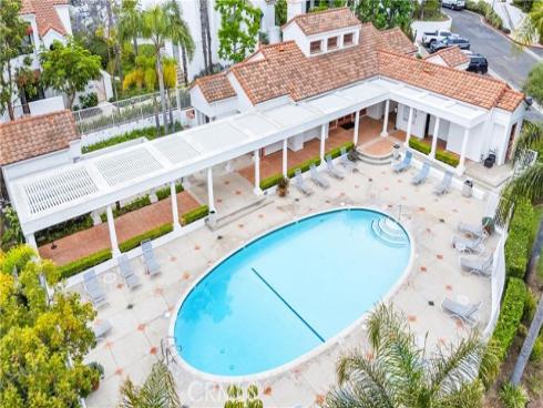 7322  Yellowtail Drive  104 , Huntington Beach, CA