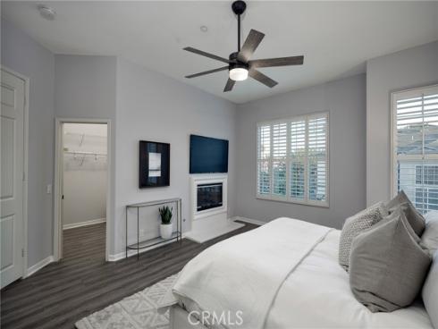 6242  Surfboard  , Huntington Beach, CA