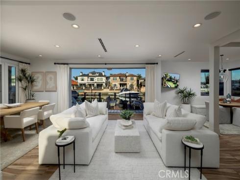 16572 Grimaud , Huntington Beach, CA