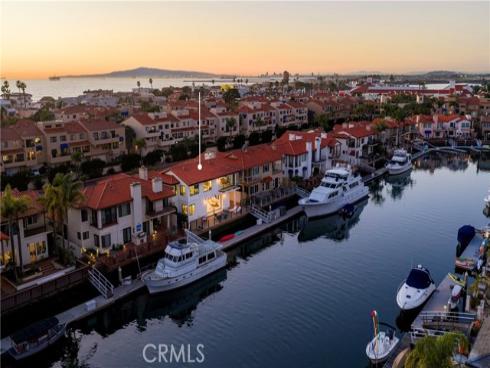 16572 Grimaud , Huntington Beach, CA