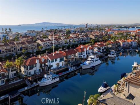 16572 Grimaud , Huntington Beach, CA