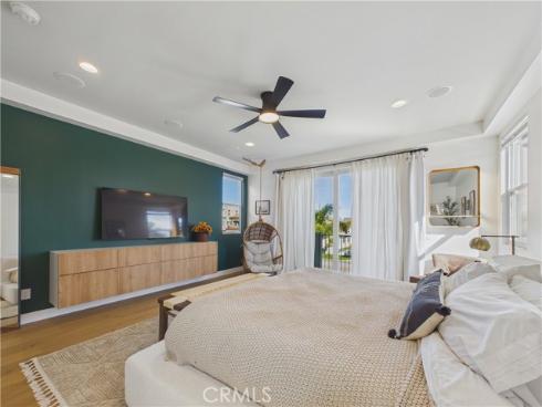 1201  Delaware   Street, Huntington Beach, CA