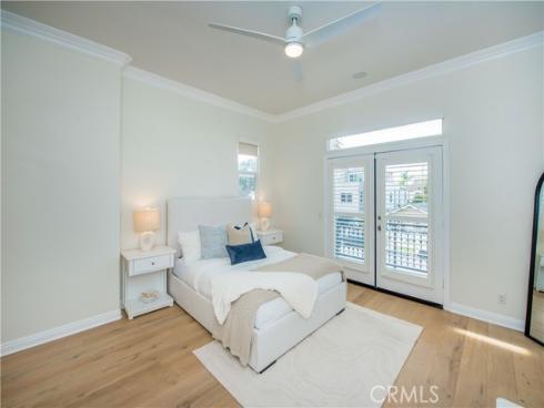 316  6th  , Huntington Beach, CA