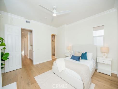 316  6th  , Huntington Beach, CA