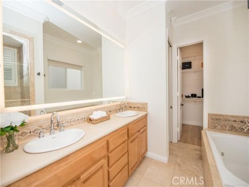 316  6th  , Huntington Beach, CA