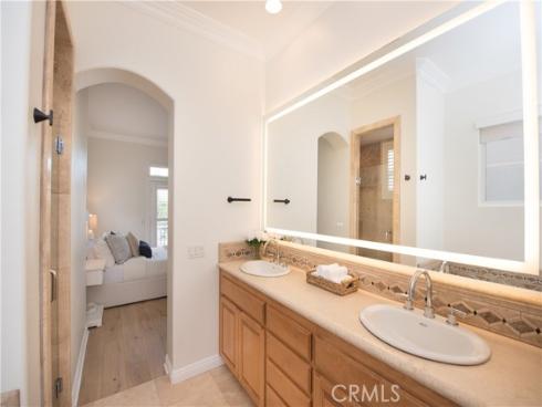 316  6th  , Huntington Beach, CA