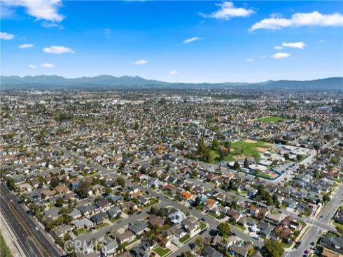 6061  Welde  , Huntington Beach, CA