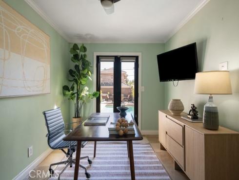 736 14th , Huntington Beach, CA