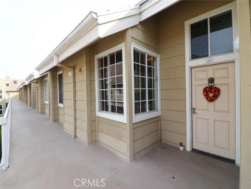 20331  Bluffside  417  Circle, Huntington Beach, CA