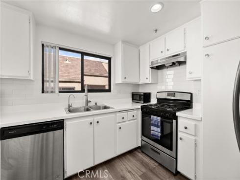 17722  Sergio  , Huntington Beach, CA