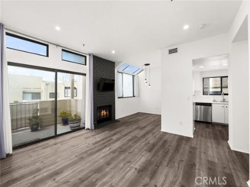 17722  Sergio  , Huntington Beach, CA