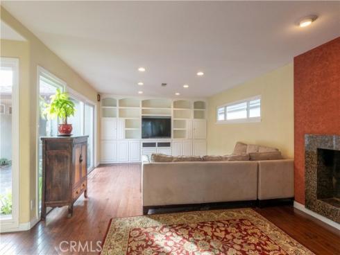 22042  Catalina   Circle, Huntington Beach, CA