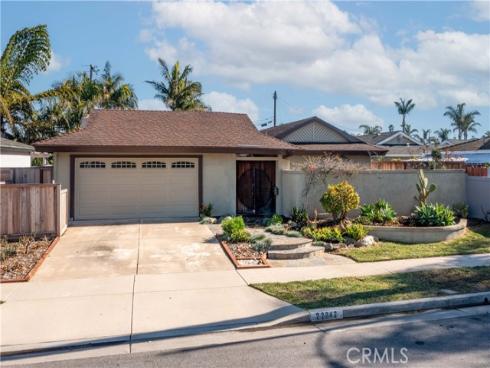 22042  Catalina   Circle, Huntington Beach, CA