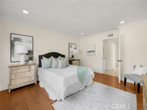 6781  Bridgewater  , Huntington Beach, CA