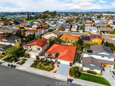 6781  Bridgewater  , Huntington Beach, CA