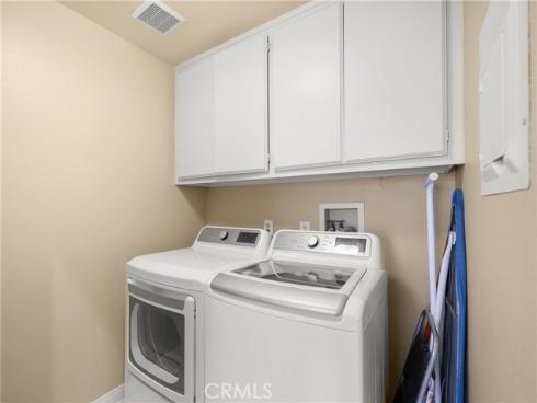 210  6th  , Huntington Beach, CA