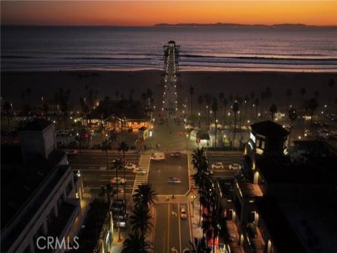 210  6th  , Huntington Beach, CA