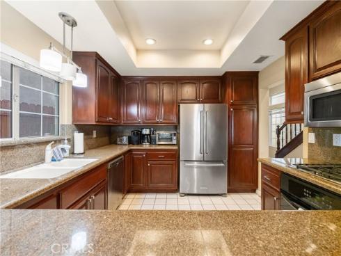 210  6th  , Huntington Beach, CA