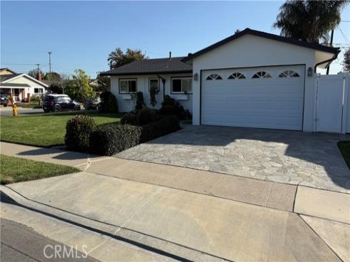 8422  Munster  , Huntington Beach, CA