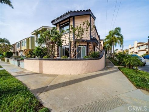 427  21st  , Huntington Beach, CA