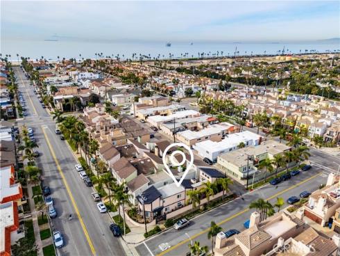 427  21st  , Huntington Beach, CA