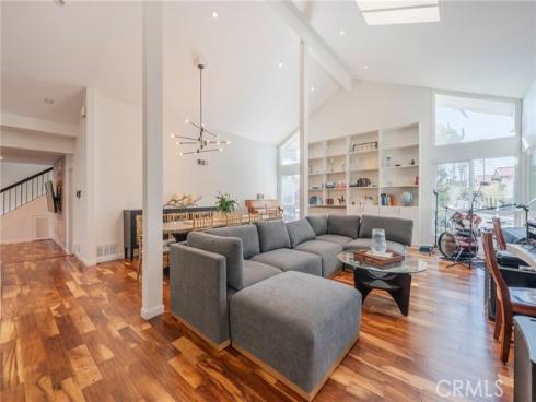 3962  Mistral  , Huntington Beach, CA