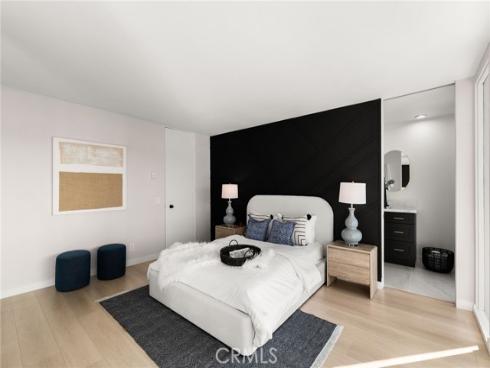 16435  Harbour  13  Lane, Huntington Beach, CA