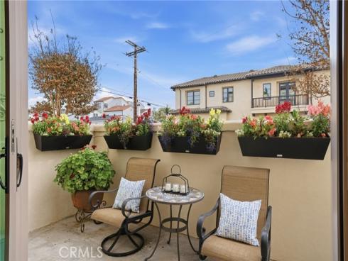 1202  Huntington   Street, Huntington Beach, CA