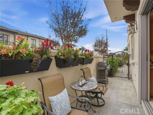 1202  Huntington   Street, Huntington Beach, CA