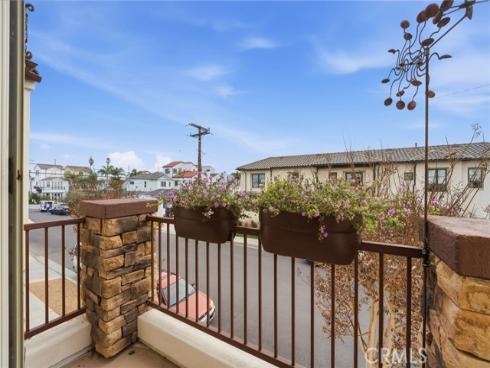 1202  Huntington   Street, Huntington Beach, CA